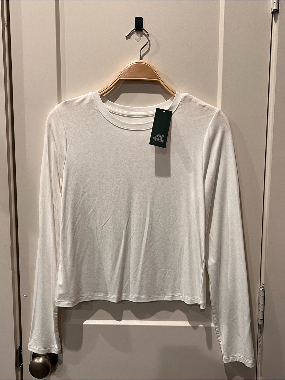 wild fable White Long-Sleeve Crewneck Top